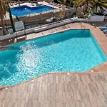 شقة Ponderosa With Pool & View, 226 Playa Feñabe