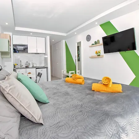 Ponderosa With A Pool & View, 226