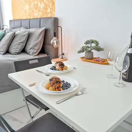 Apartament Ponderosa With A Pool & View, 226