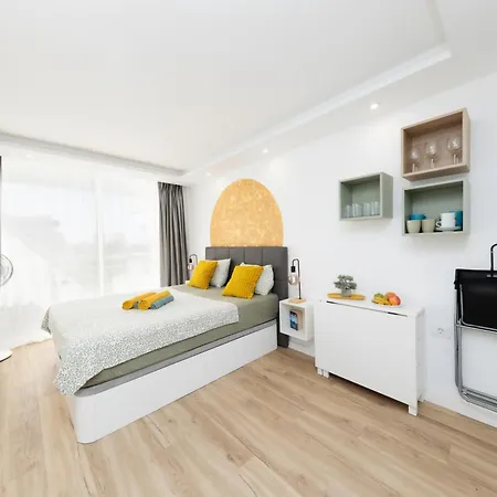 Ponderosa With A Pool & View, 226 Apartament Playa Feñabe