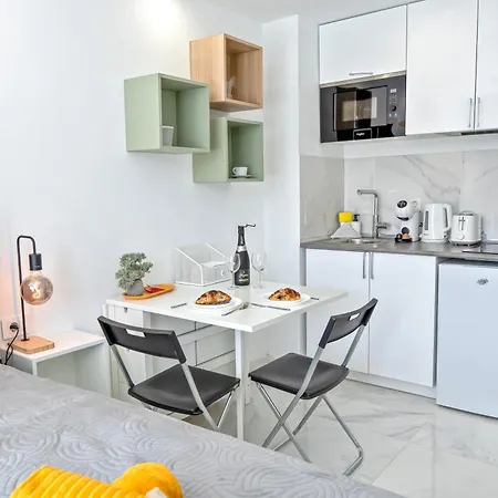 Apartament Ponderosa With A Pool & View, 226 *